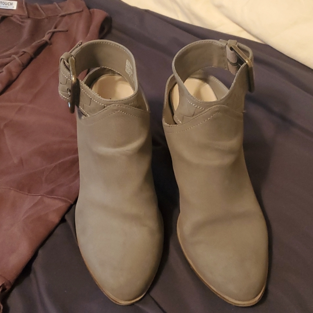 American Eagle Chunky Mule
